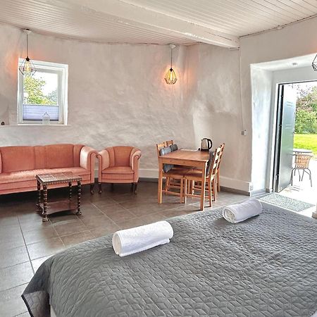 Apartamenty Molle Åkirkeby Kültér fotó