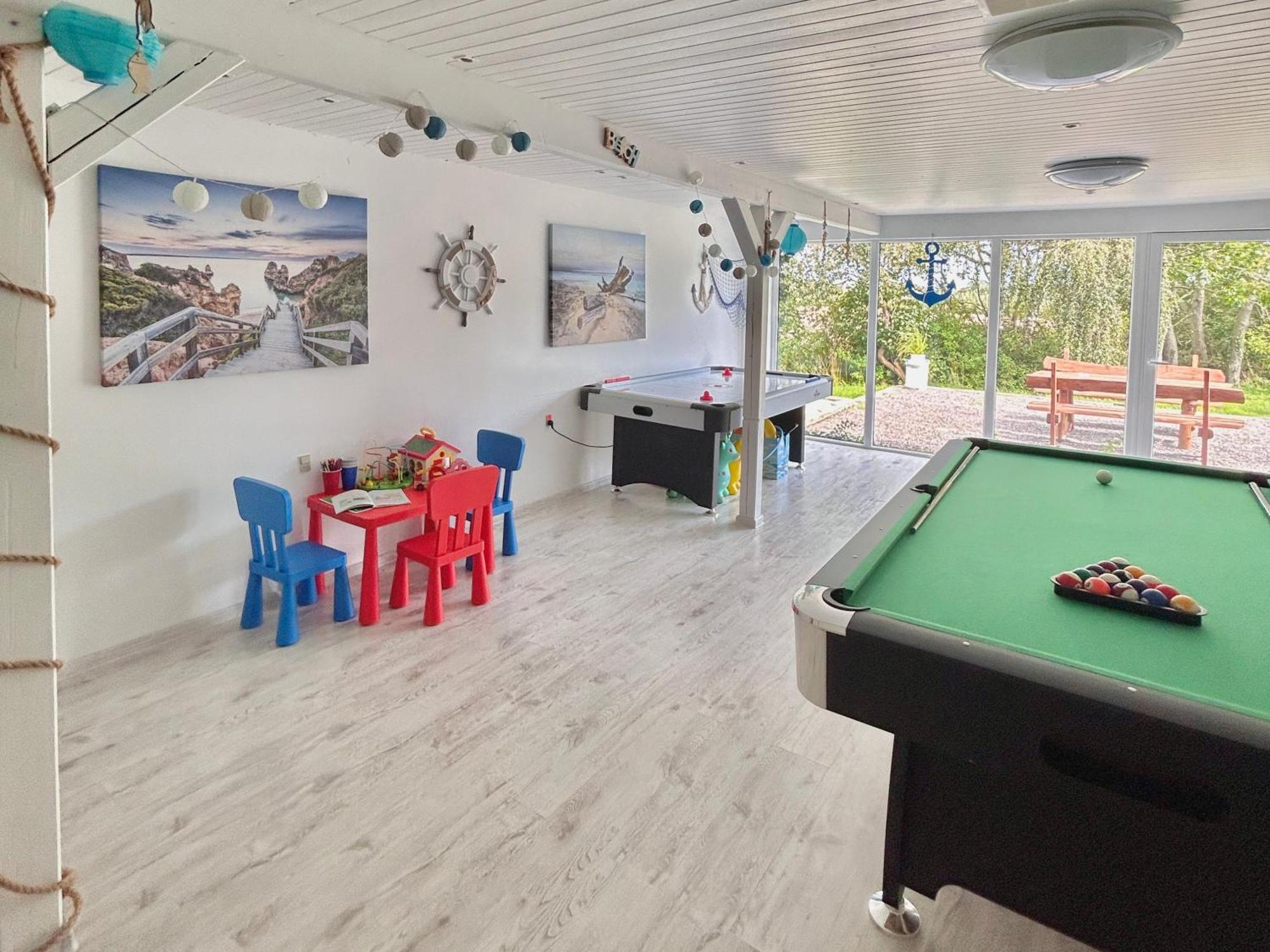 Apartamenty Molle Åkirkeby Kültér fotó