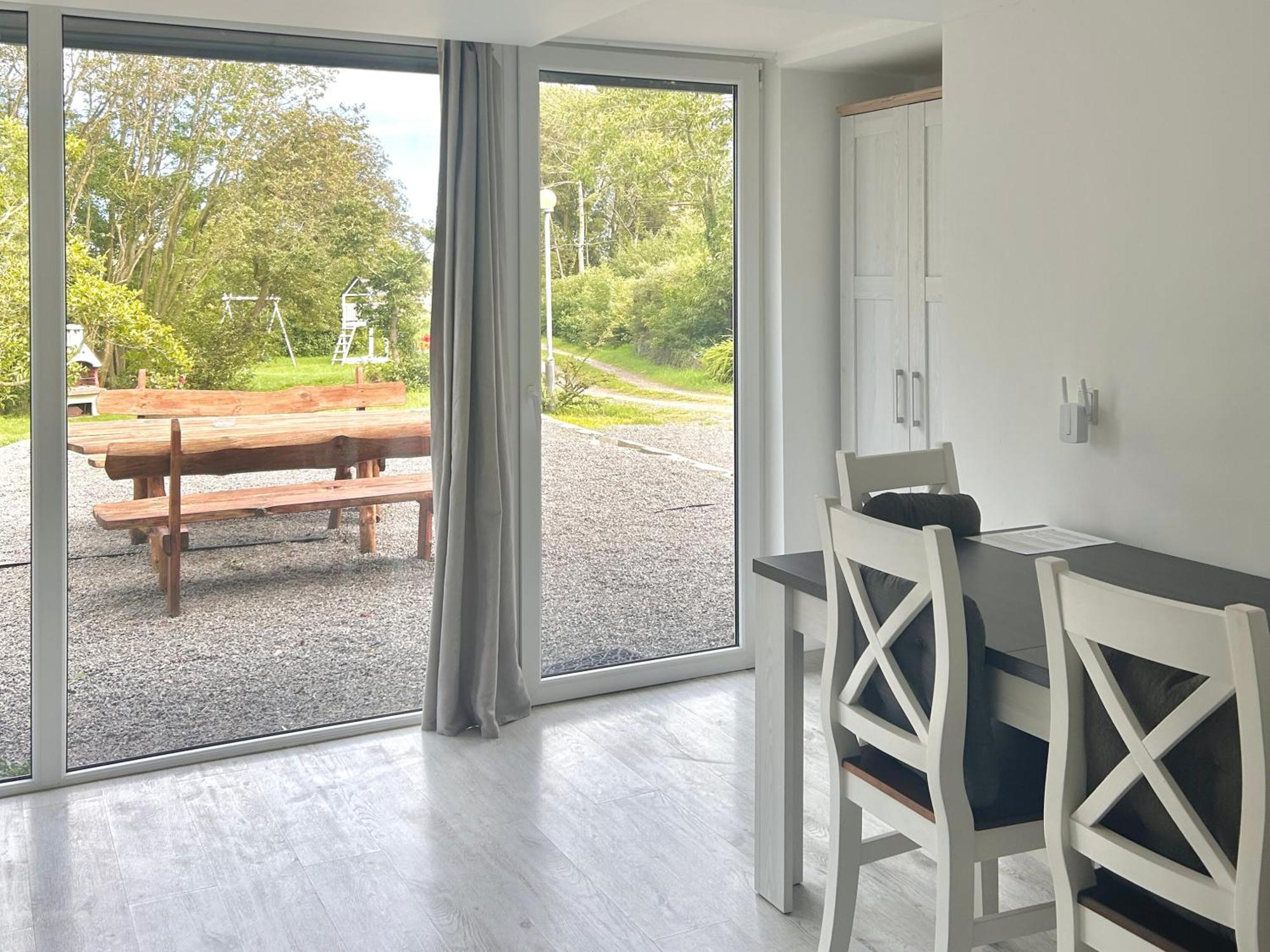 Apartamenty Molle Åkirkeby Kültér fotó